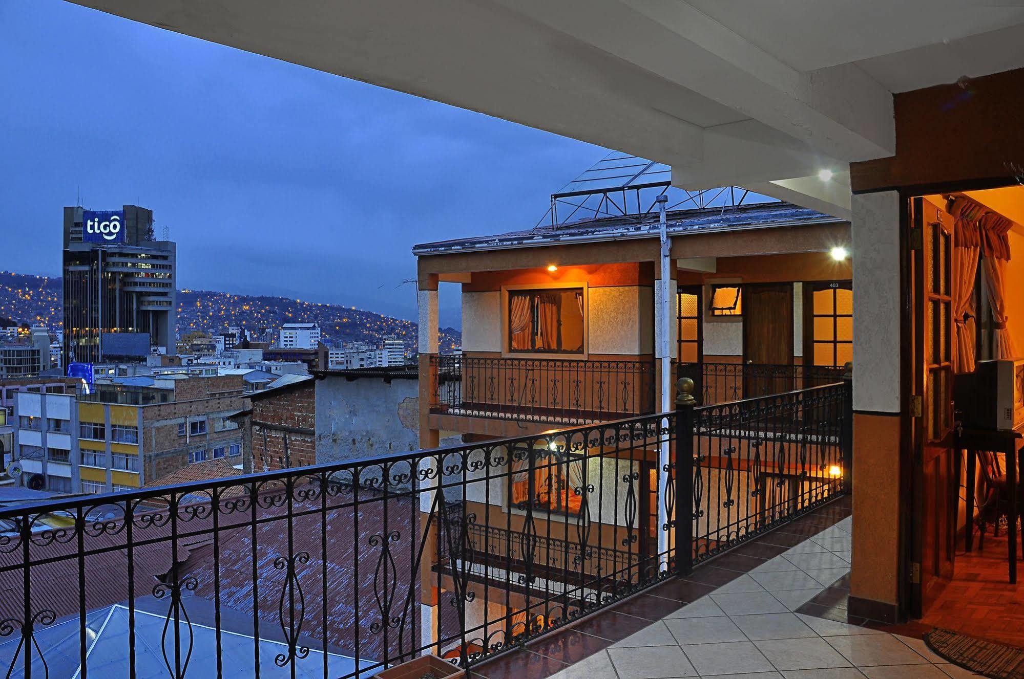 Hotel Fuentes La Paz Exteriör bild